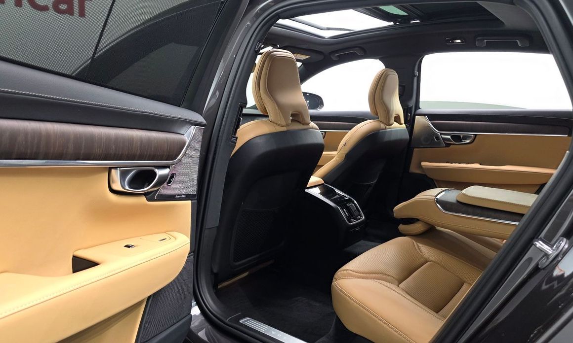 Volvo S90 2023