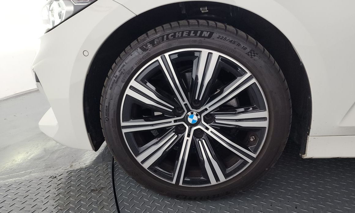BMW 3-Series 2025