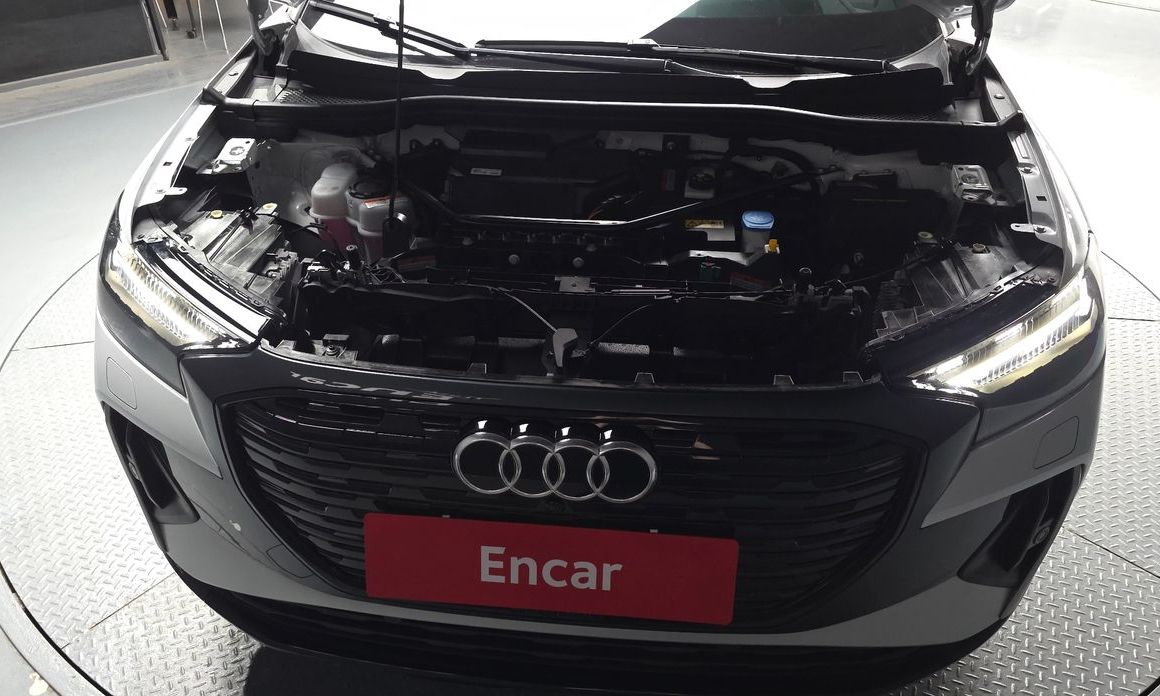 Audi Q4 e-tron 2023