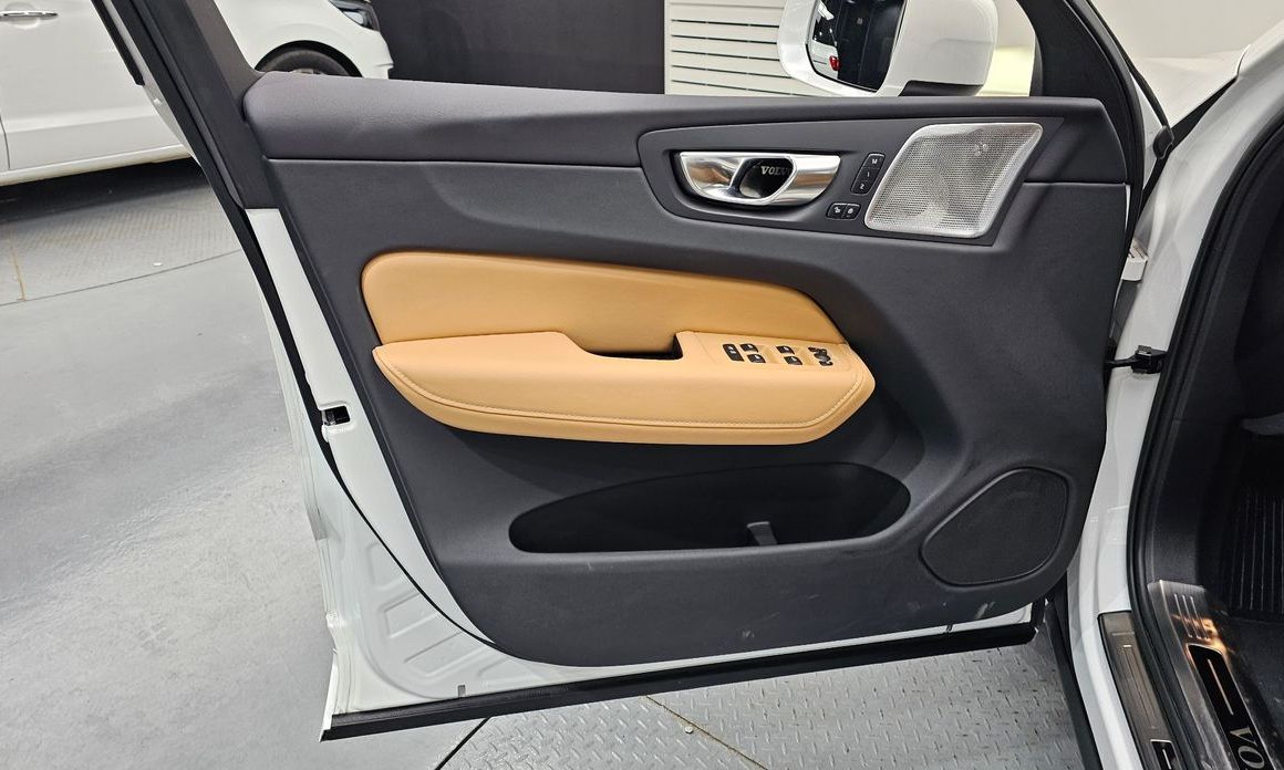 Volvo XC60 2023