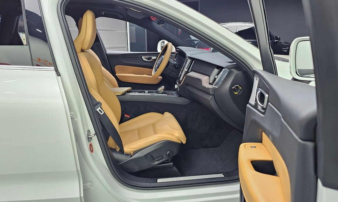 Volvo XC60 2023