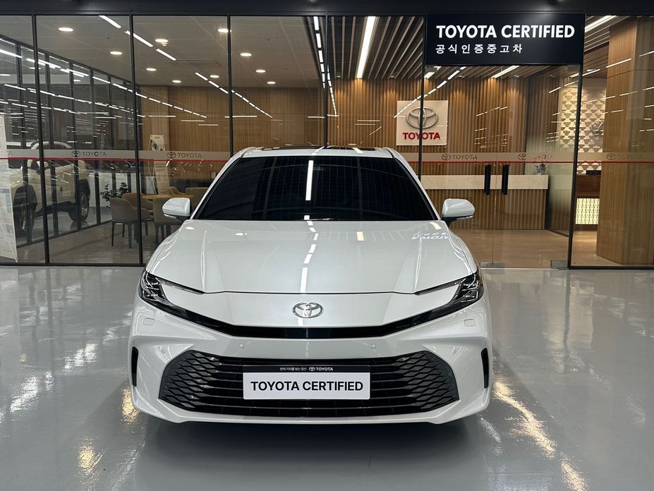 Toyota Camry 2025