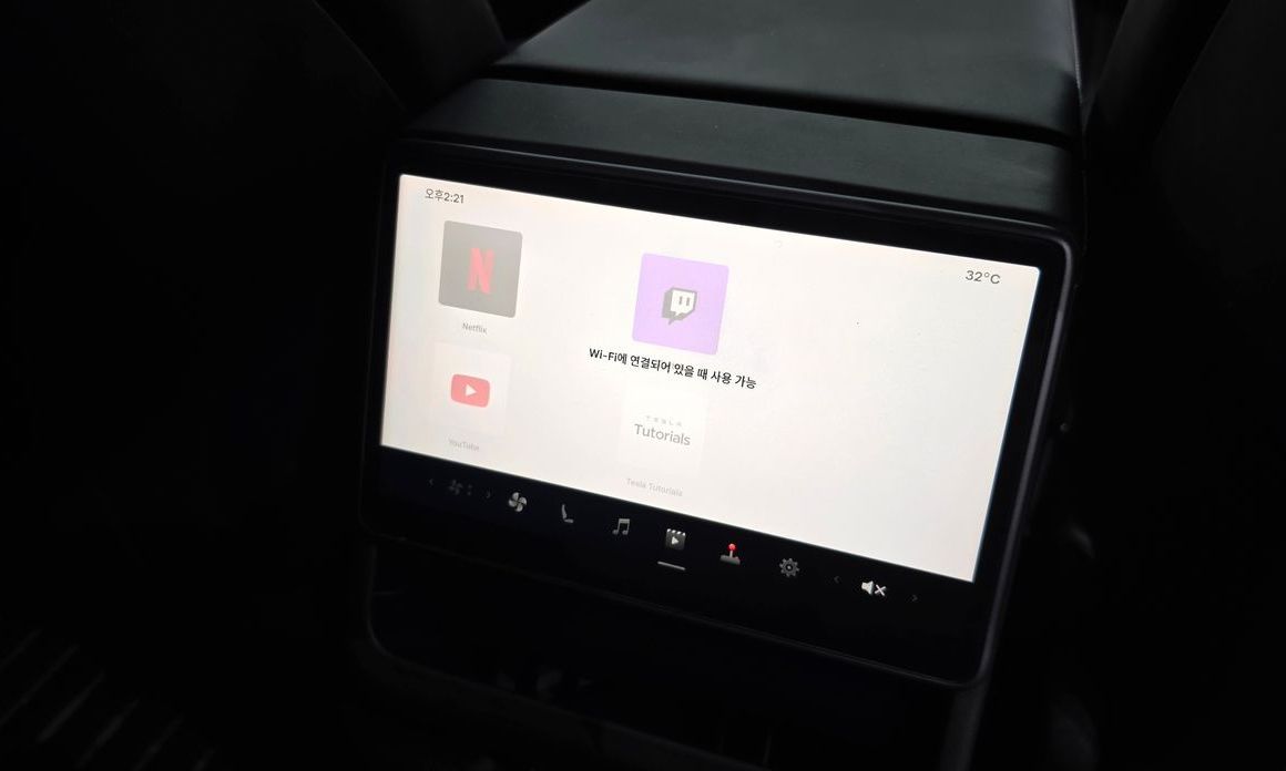 Tesla Model 3 2025