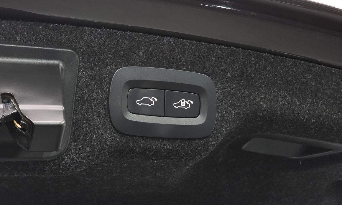 Volvo S90 2023