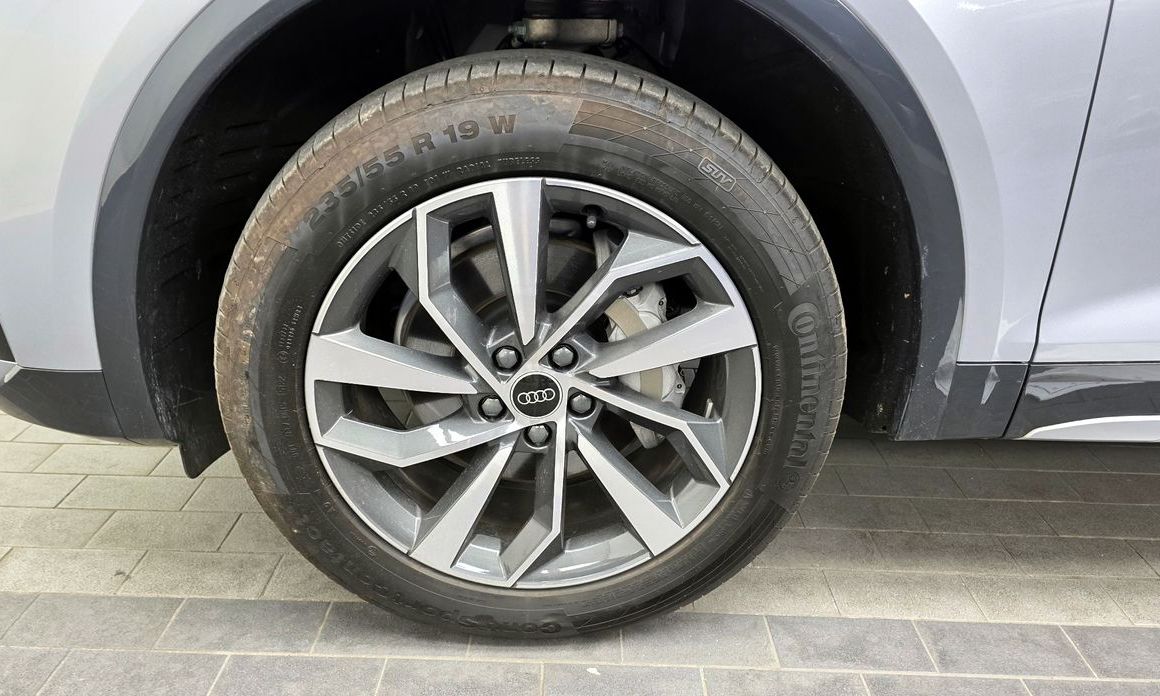 Audi Q5 2023