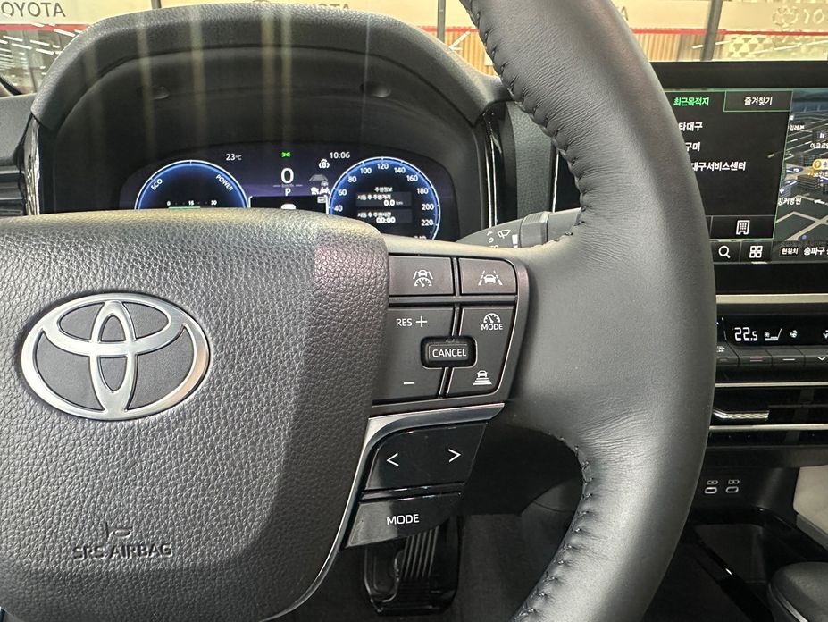 Toyota Camry 2025