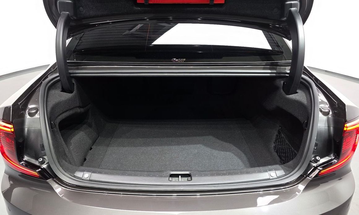 Volvo S90 2023