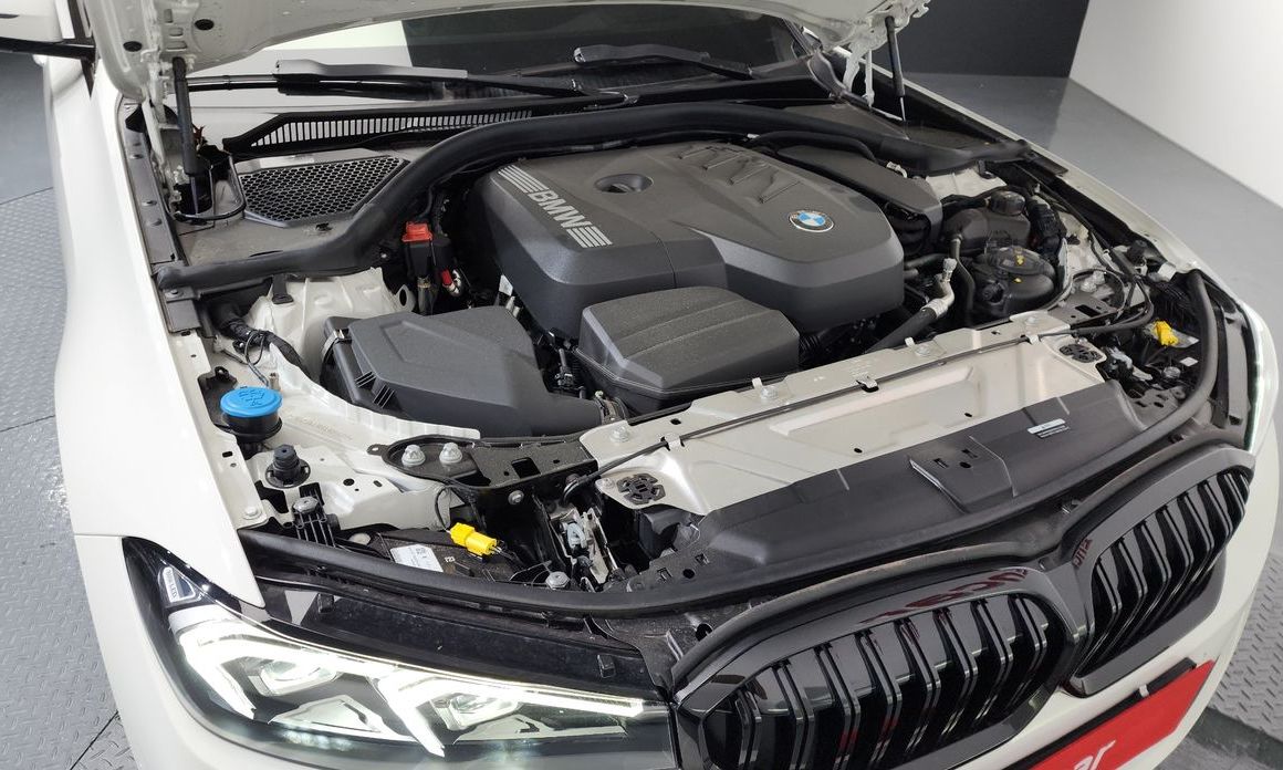 BMW 3-Series 2025
