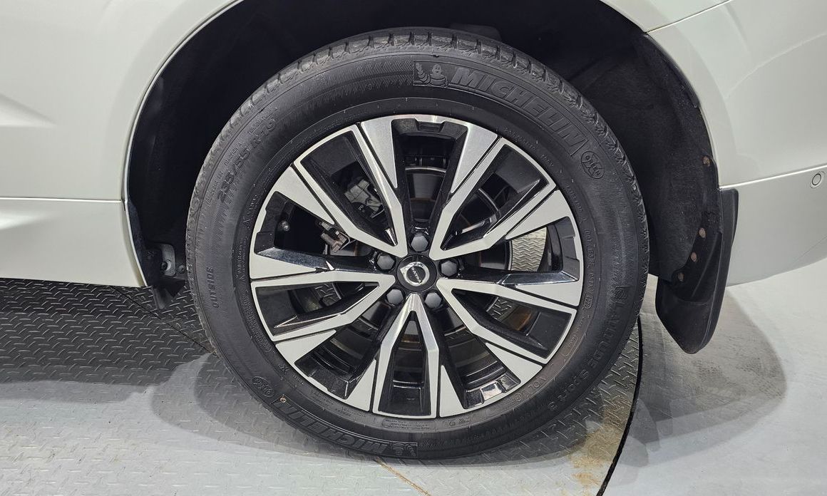 Volvo XC60 2023
