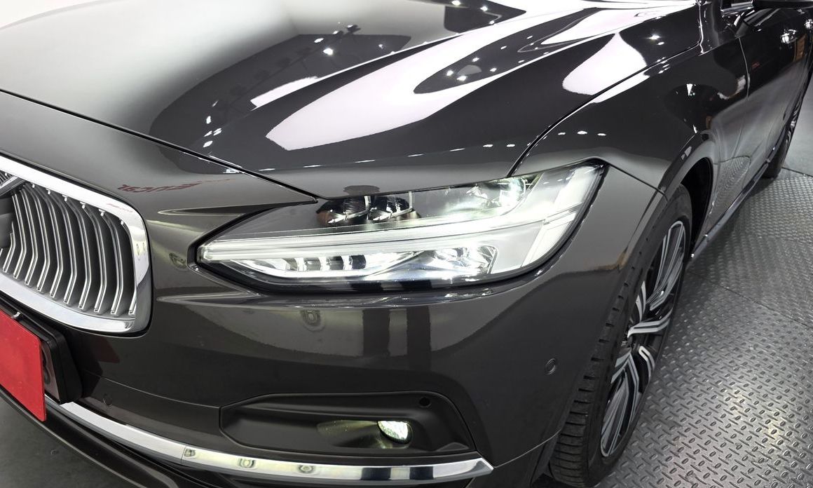 Volvo S90 2023