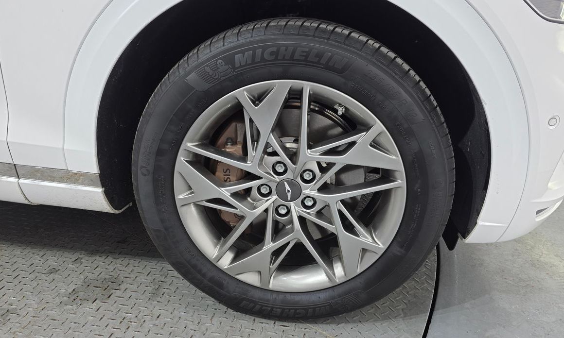 Genesis GV70 2024