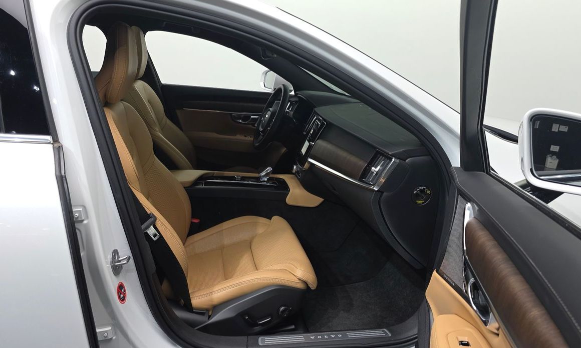 Volvo S90 2024