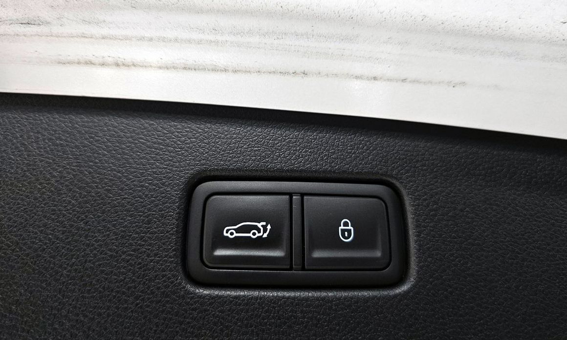 Genesis GV70 2025