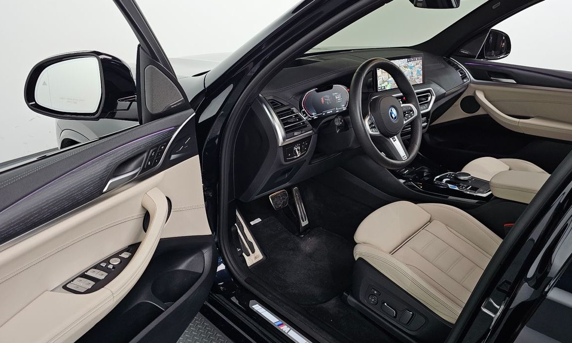 BMW iX3 2024