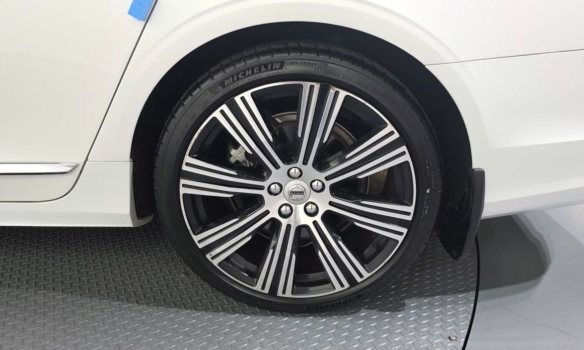 Volvo S90 2024