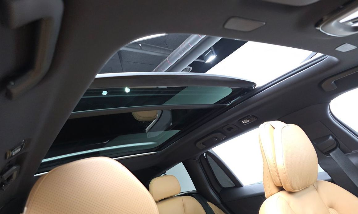 Volvo V60 2023
