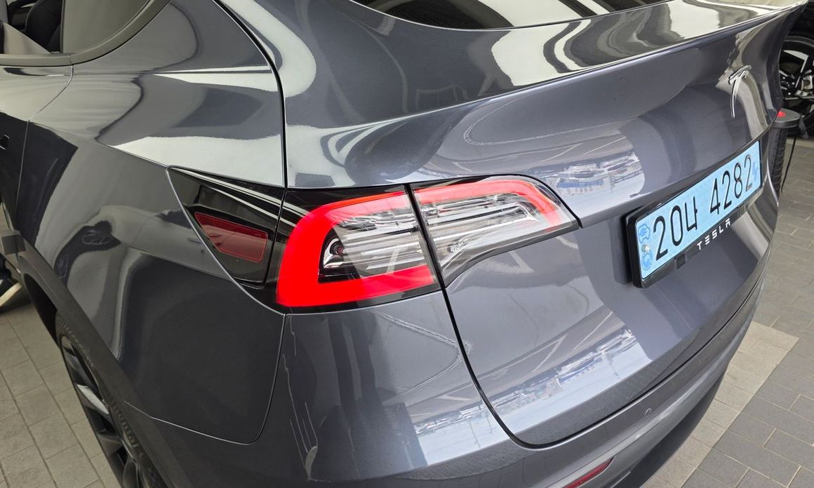 Tesla Model Y 2022