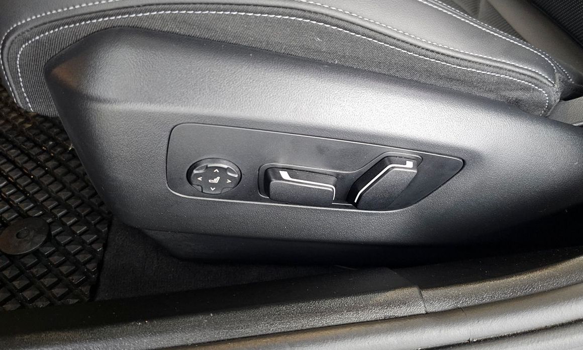 BMW 5-Series 2024