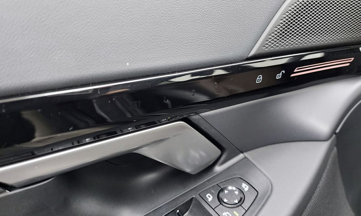 BMW 5-Series 2024