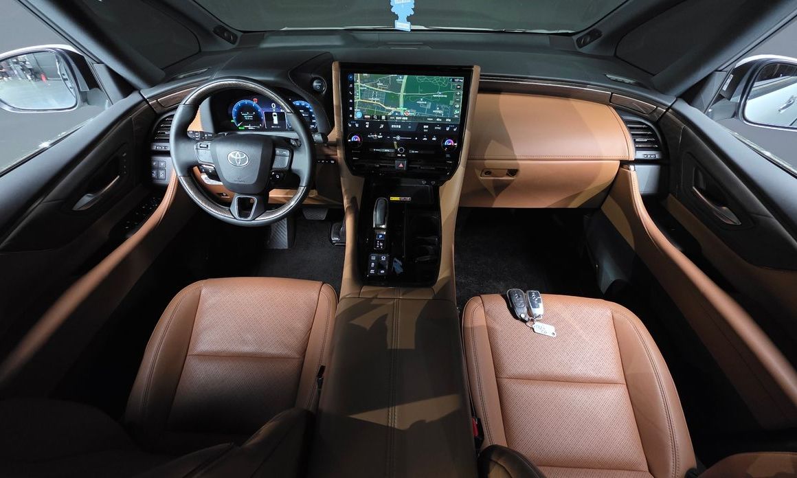 Toyota Alphard 2024