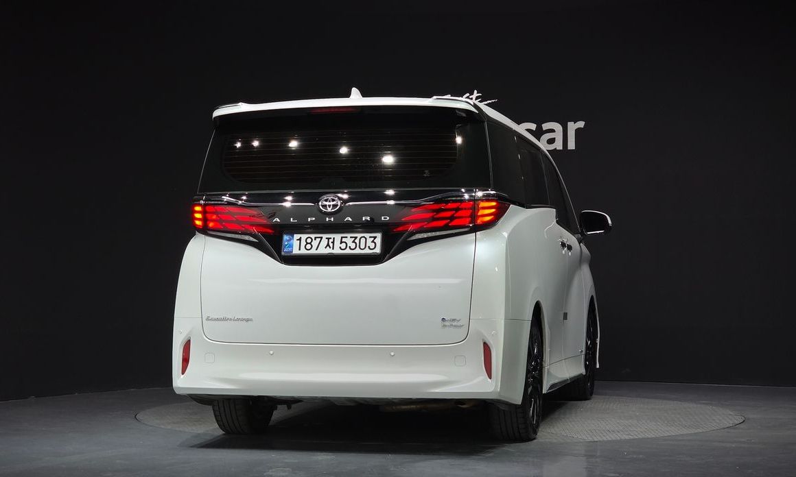 Toyota Alphard 2024