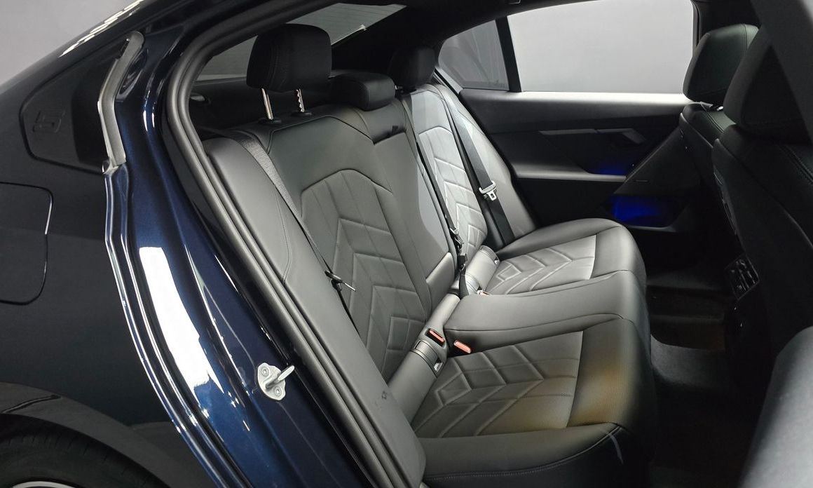 BMW 5-Series 2025