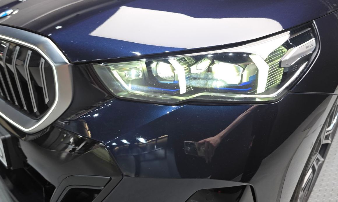 BMW 5-Series 2025