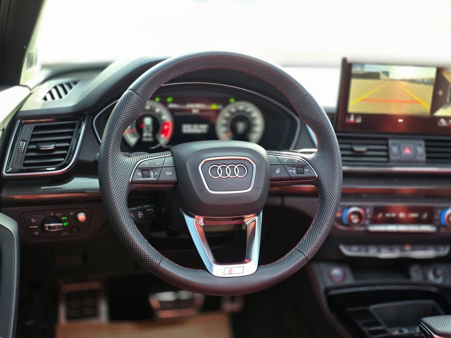 Audi SQ5 2022
