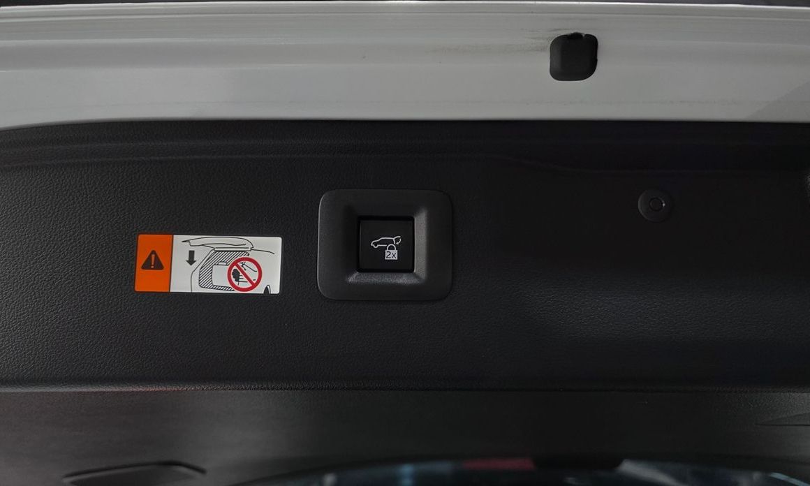 Toyota Alphard 2024