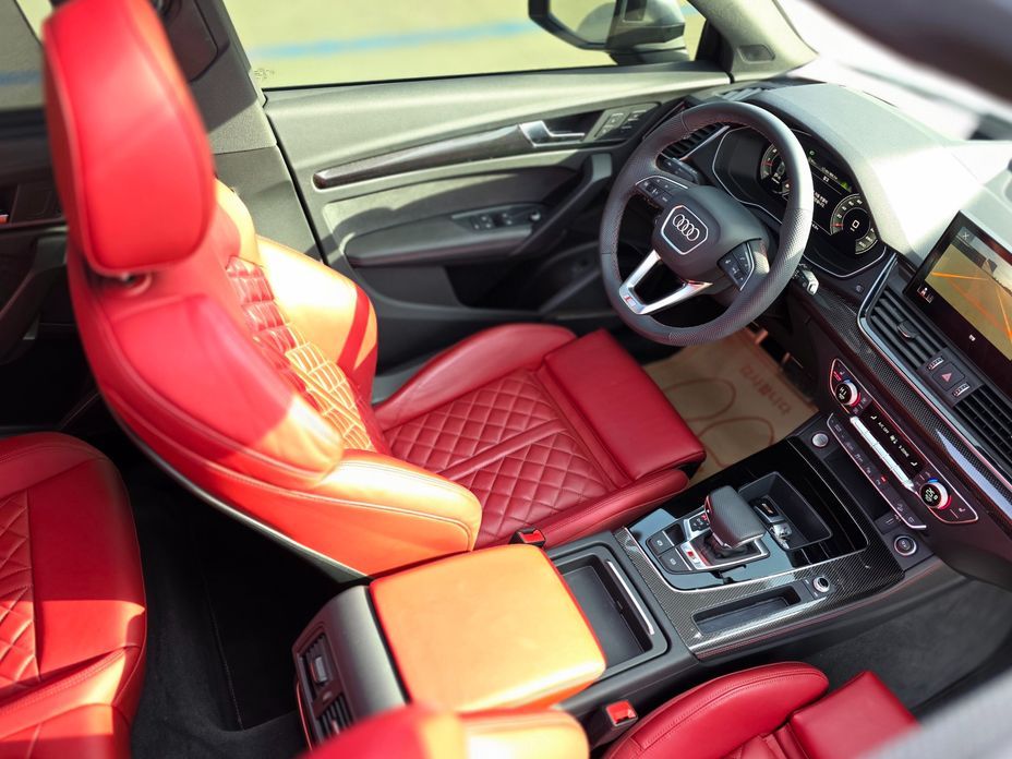 Audi SQ5 2022