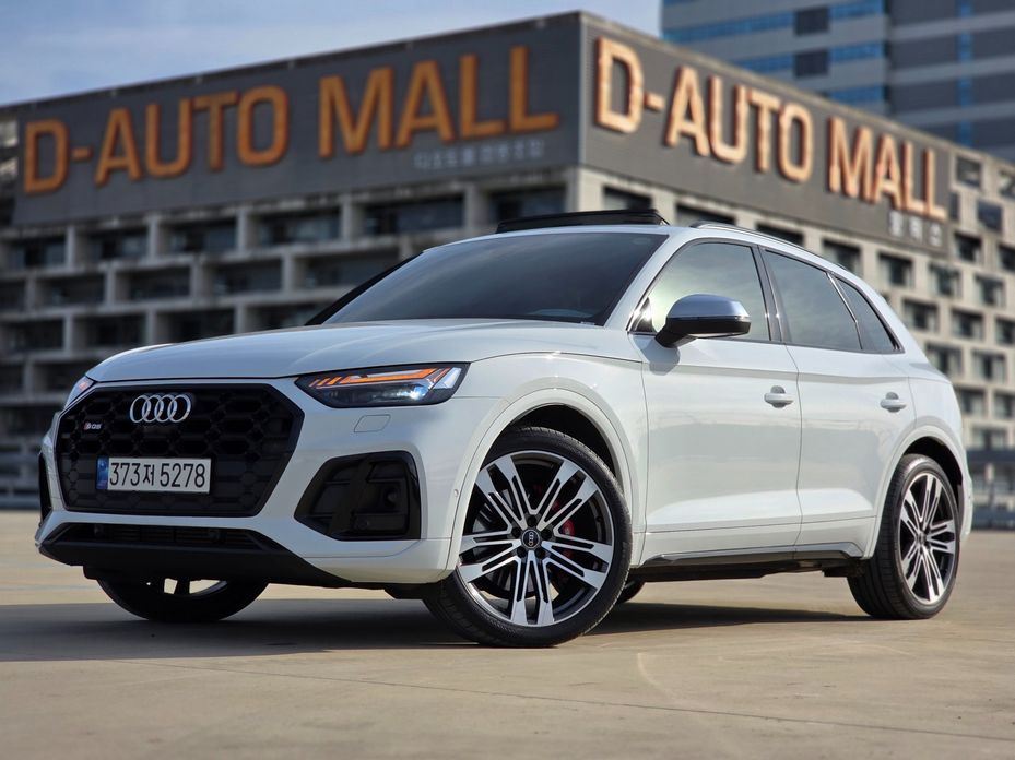 Audi SQ5 2022