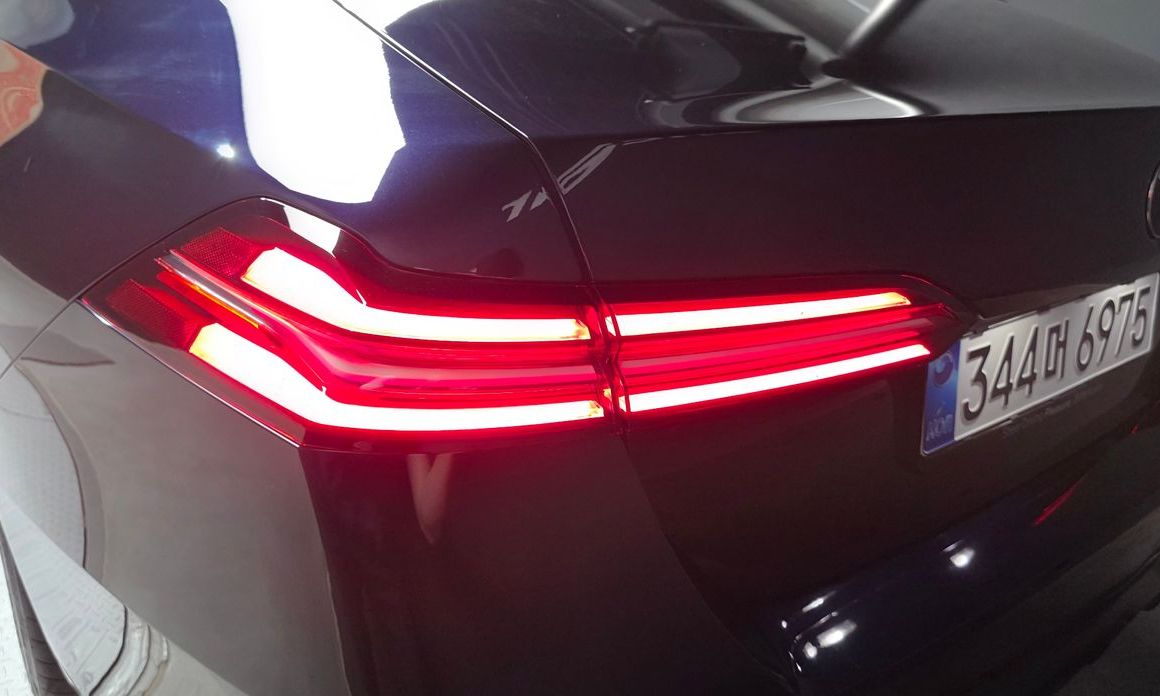 BMW 5-Series 2025