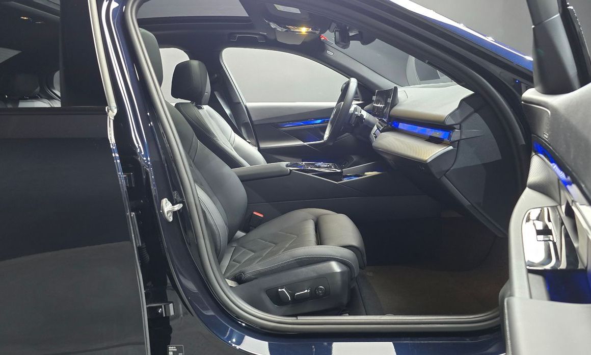 BMW 5-Series 2025