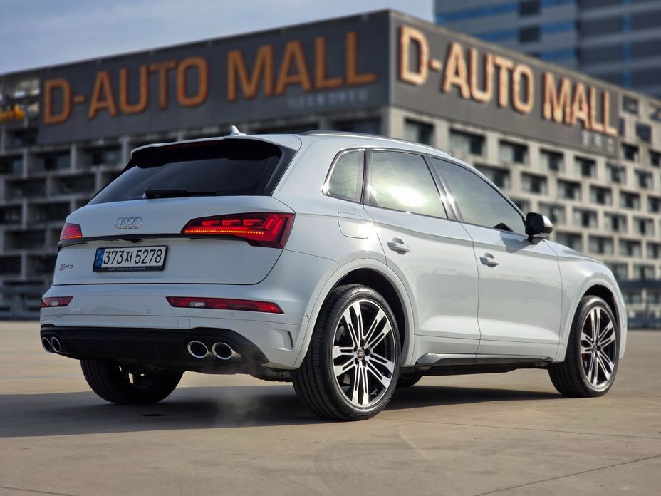 Audi SQ5 2022