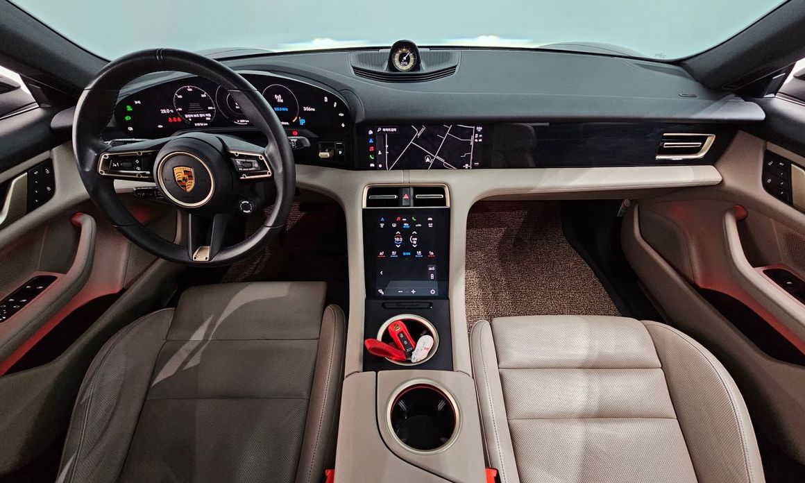 Porsche Taycan 2022