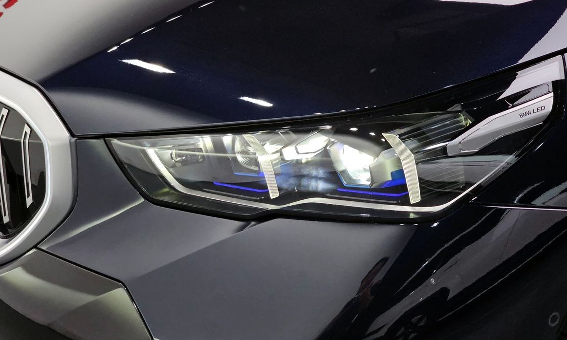 BMW 5-Series 2025