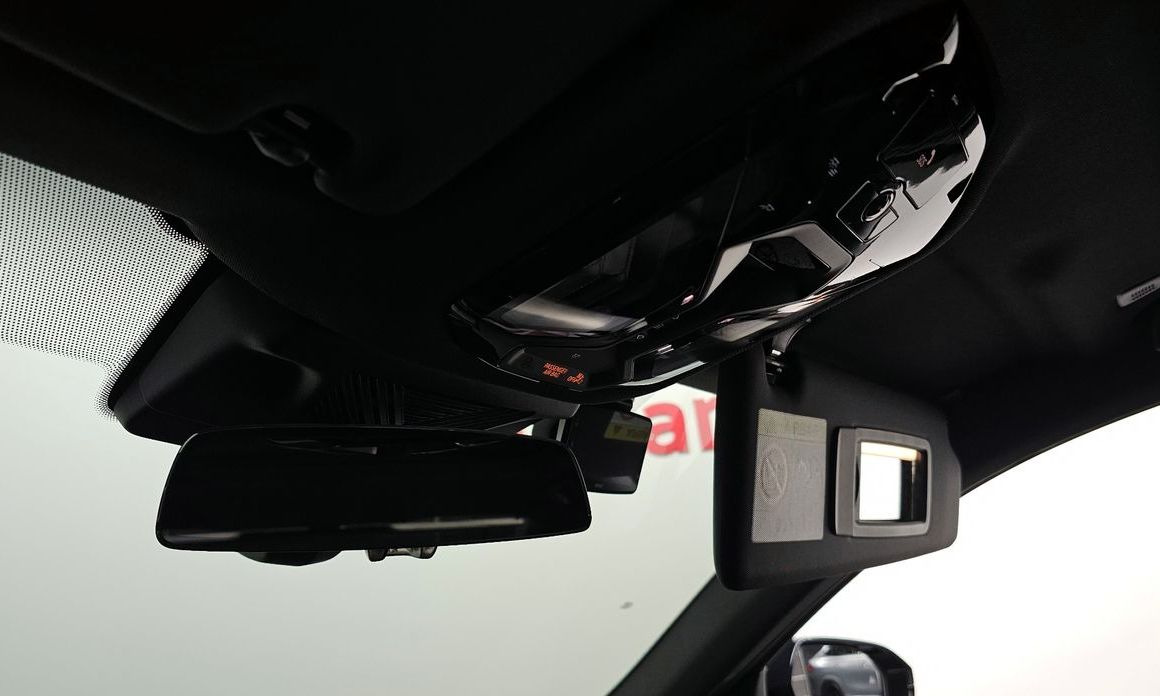 BMW 5-Series 2025