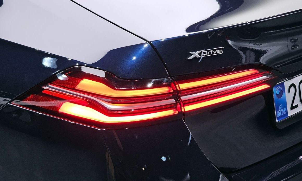 BMW 5-Series 2025