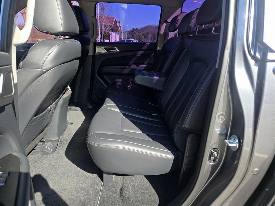 KG_Mobility_Ssangyong Rexton 2018