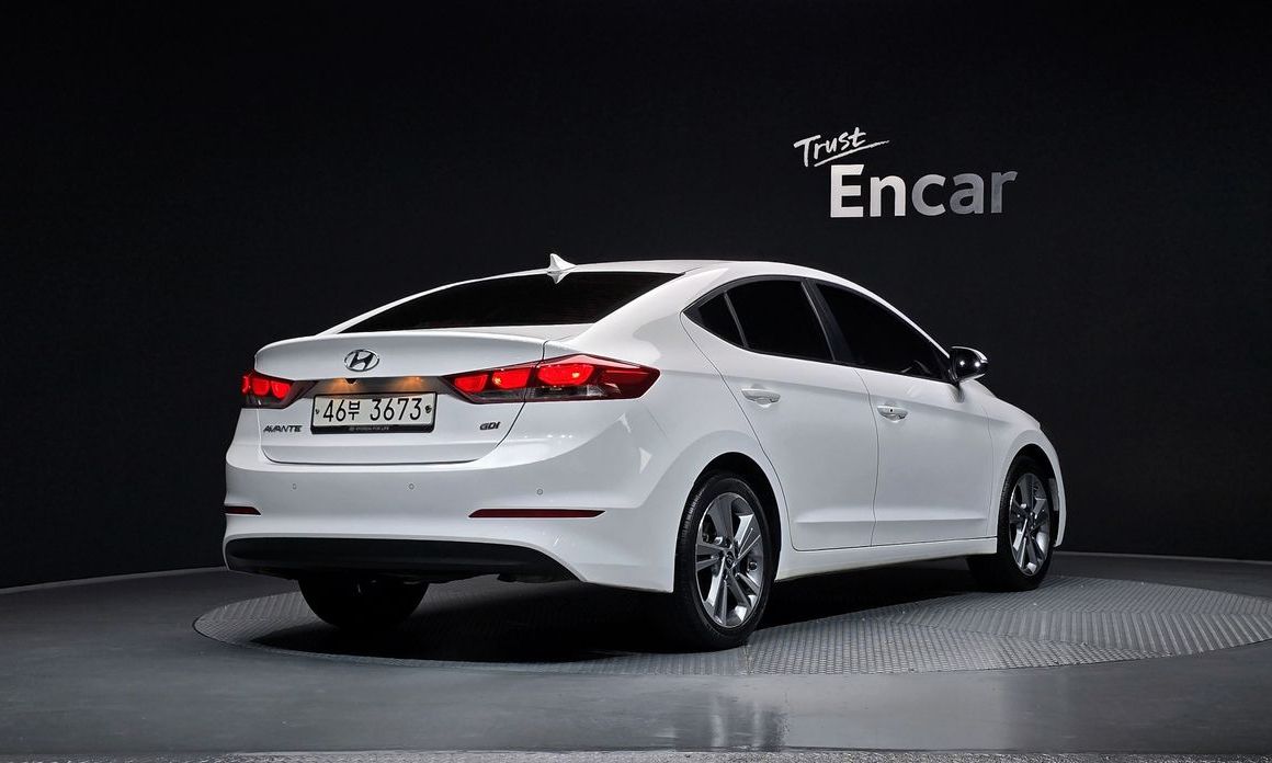 Hyundai AVANTE 2017