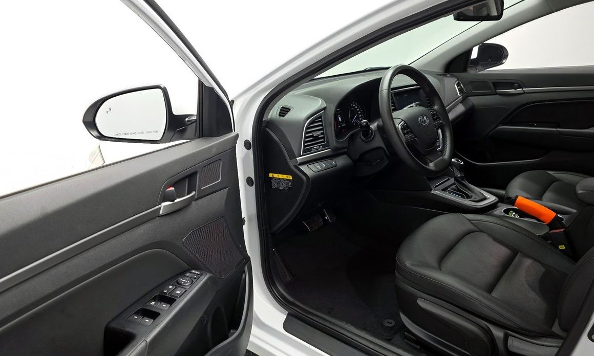 Hyundai AVANTE 2018
