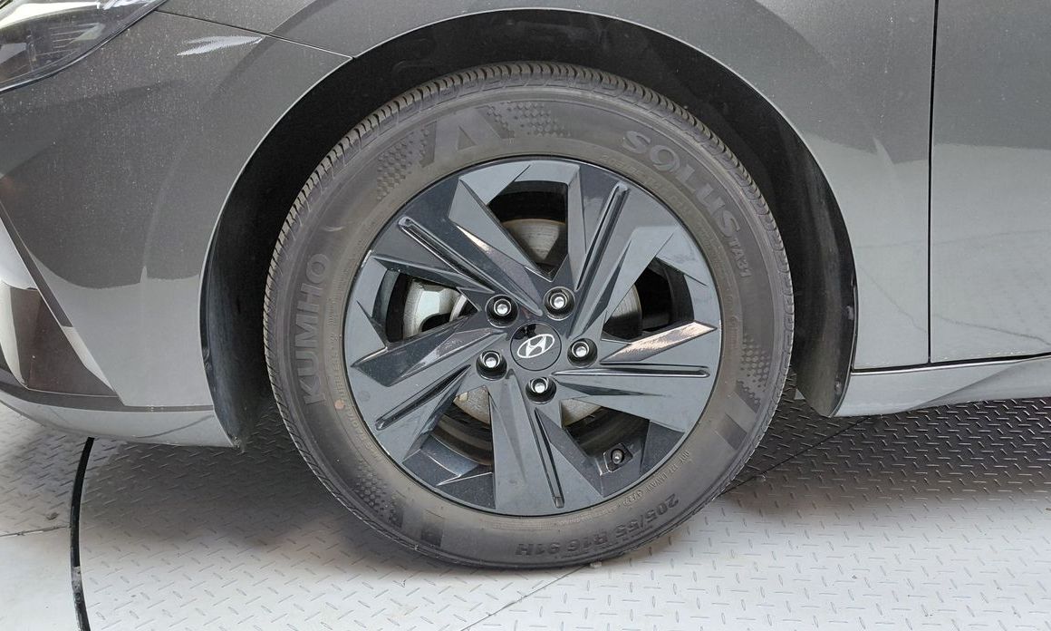 Hyundai AVANTE 2023
