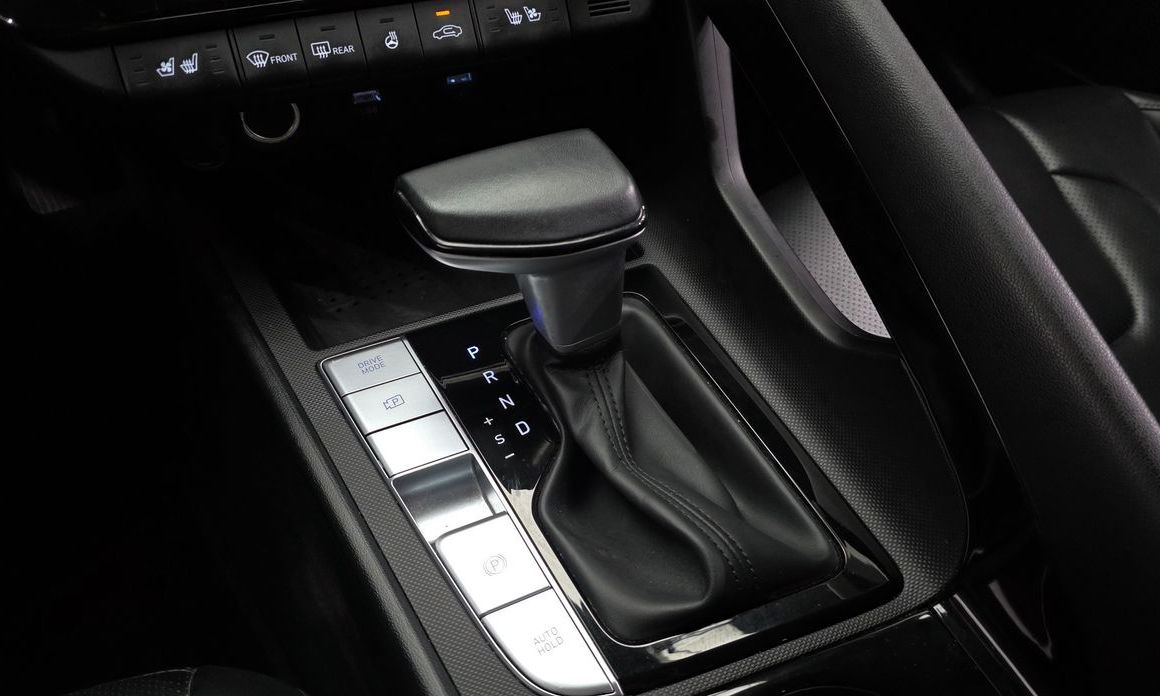 Hyundai AVANTE 2023