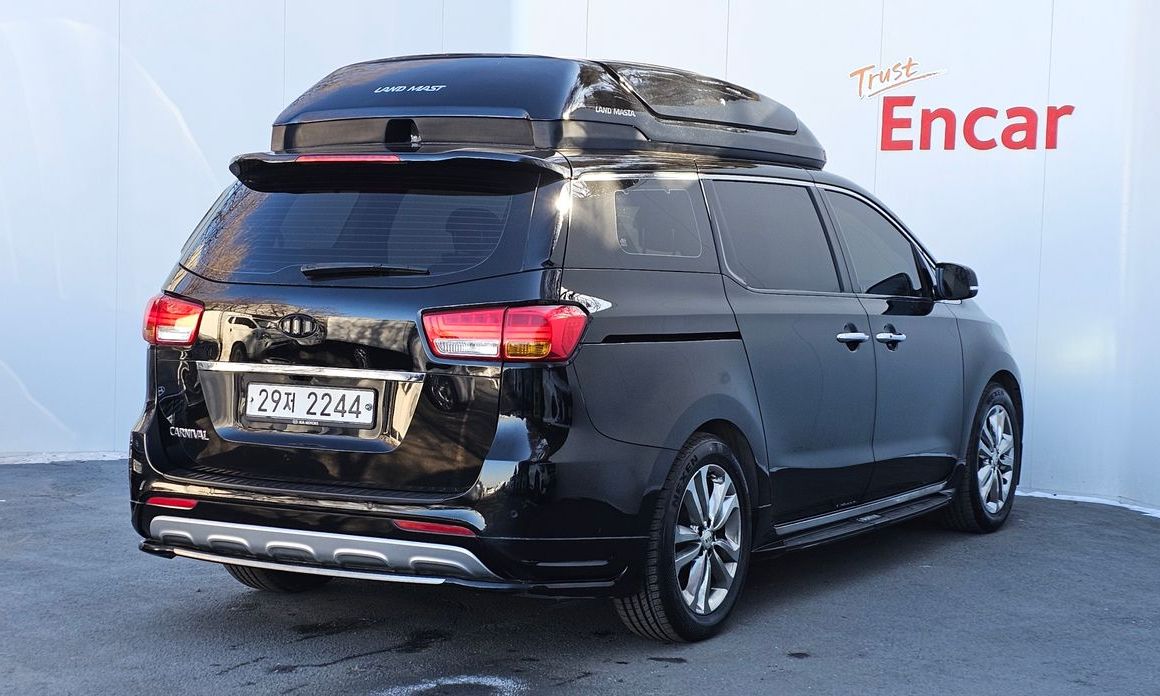 Kia Canival 2017