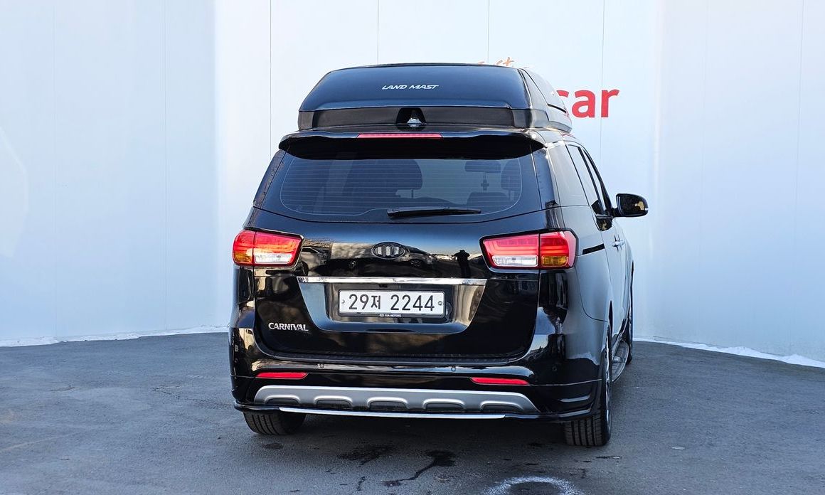 Kia Canival 2017