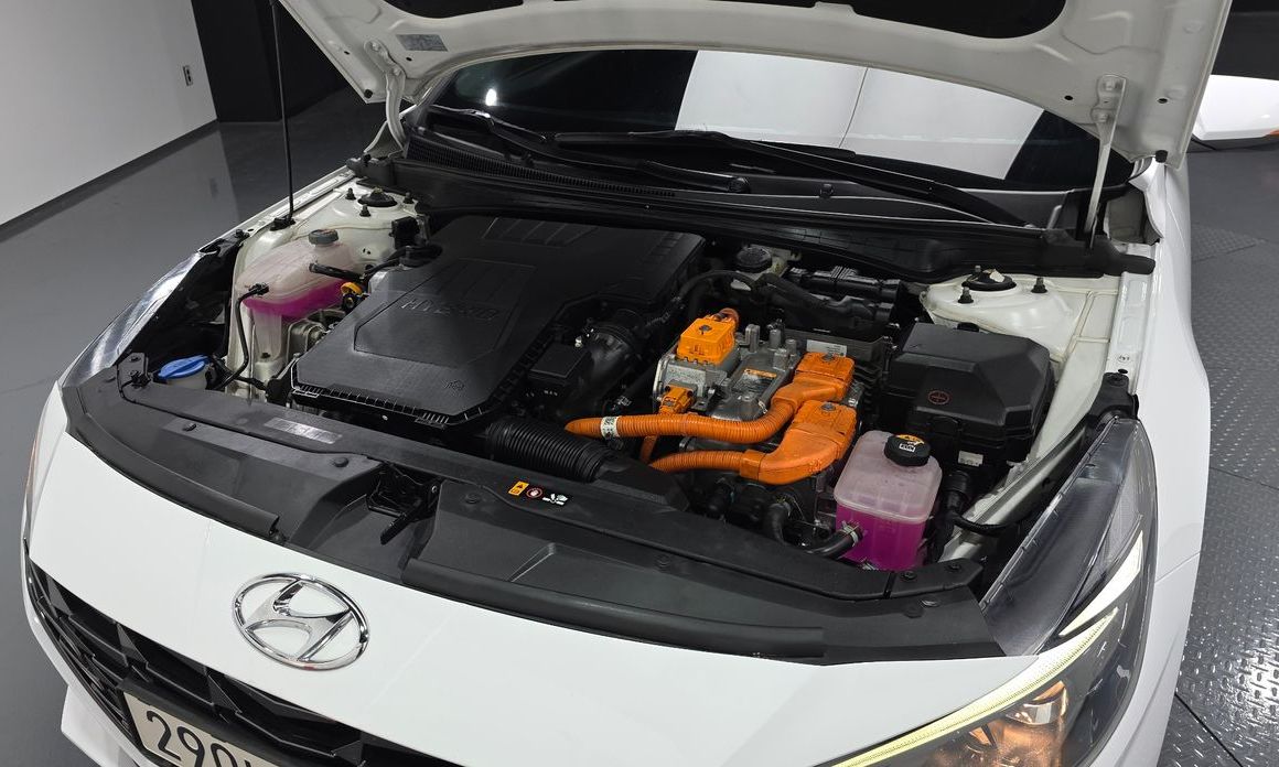 Hyundai AVANTE 2023
