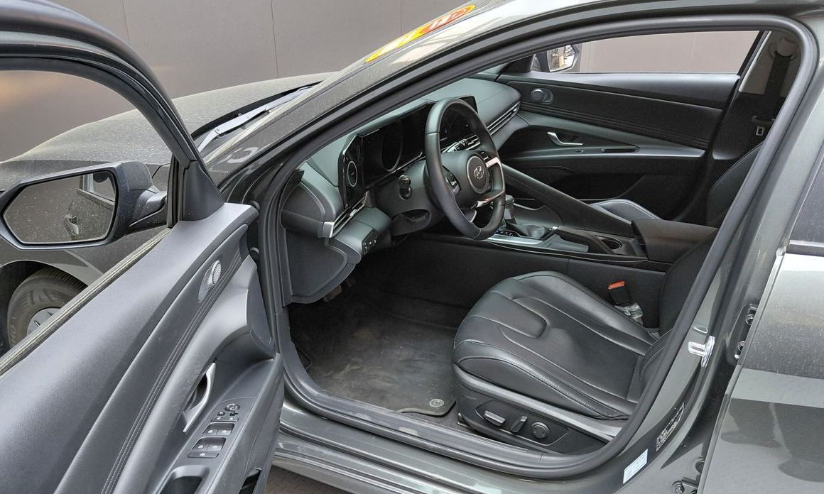 Hyundai AVANTE 2023