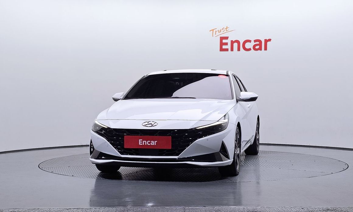 Hyundai AVANTE 2021