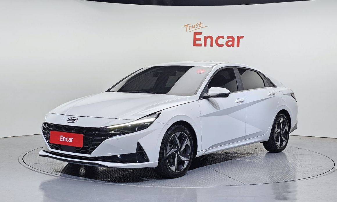 Hyundai AVANTE 2021