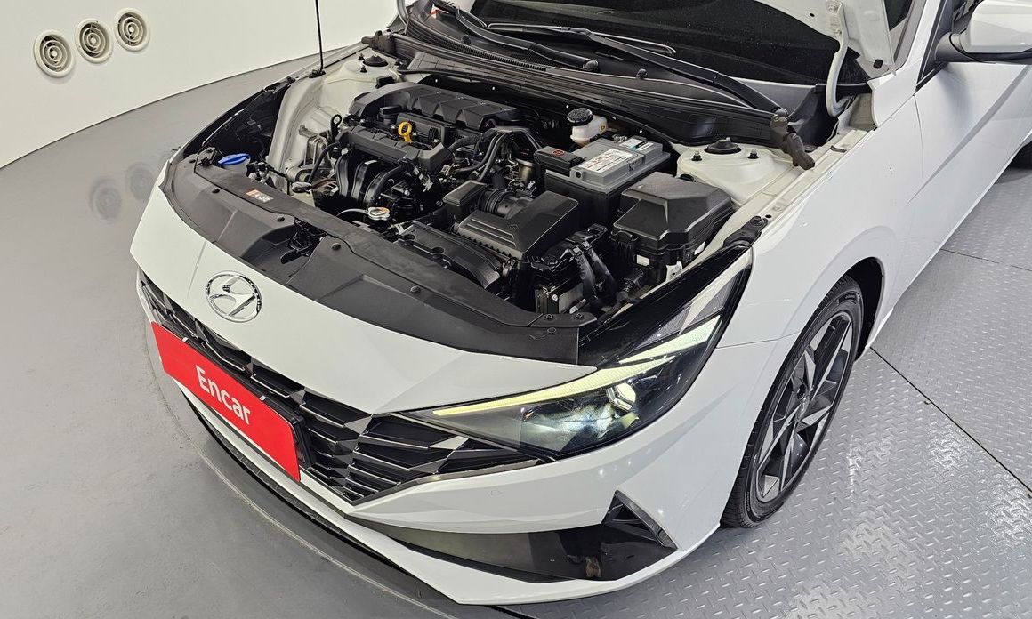 Hyundai AVANTE 2021
